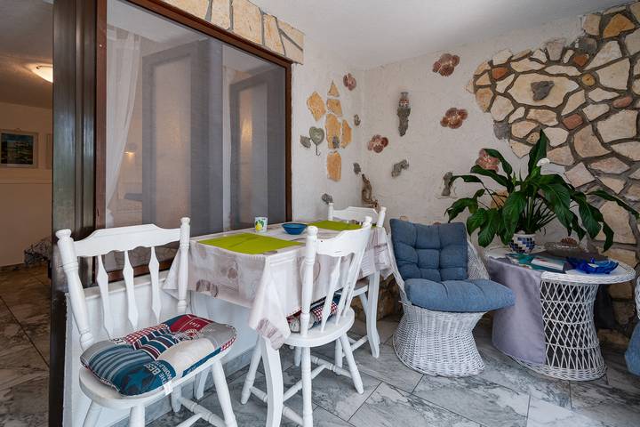 Ferienwohnung für 3 Personen, mit Balkon/Terrasse und Pool sowie Sauna - 1