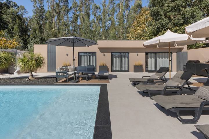 Casa D'avó Amália: Privater Pool, Wlan & Klimaanlage in Santa Maria da Feira in Santa Maria da Feira, Santa Maria da Feira, Travanca, Sanfins e Espargo