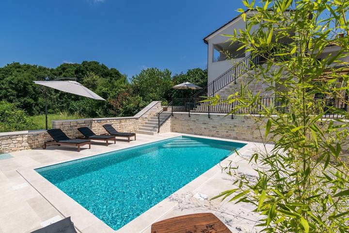 Location de vacances pour 8 personnes, avec piscine et jardin, animaux acceptés à Bale (Croatie) - 4