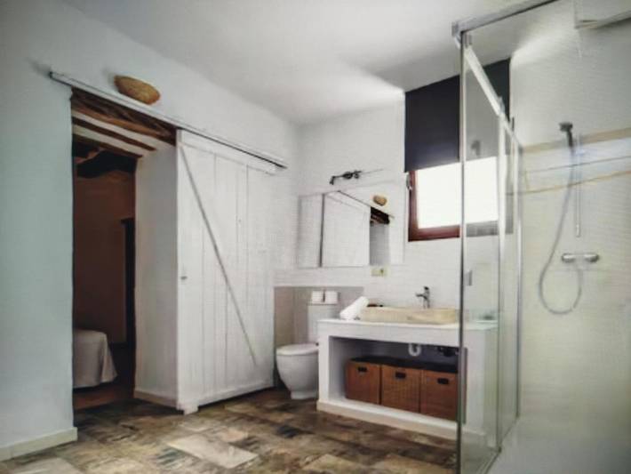 Chambre d’hôte pour 2 personnes, animaux acceptés à Santa Eulària des Riu - 2