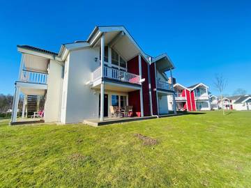 Bungalow für 4 Personen, mit Sauna und Garten in Sierksdorf