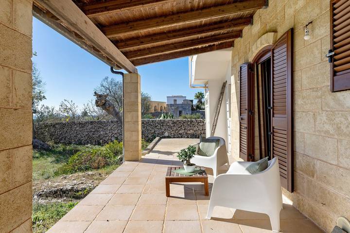 Hel lejlighed, Apartment 'Borgo Ritrovato - Casa Ulivo' with Private Terrace, Wi-Fi and Air Conditioning in Patù, Taranto-bugten