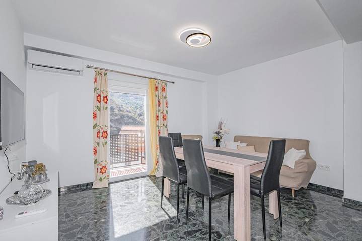 Ferienwohnung für 5 Personen, mit Balkon und Ausblick - 1