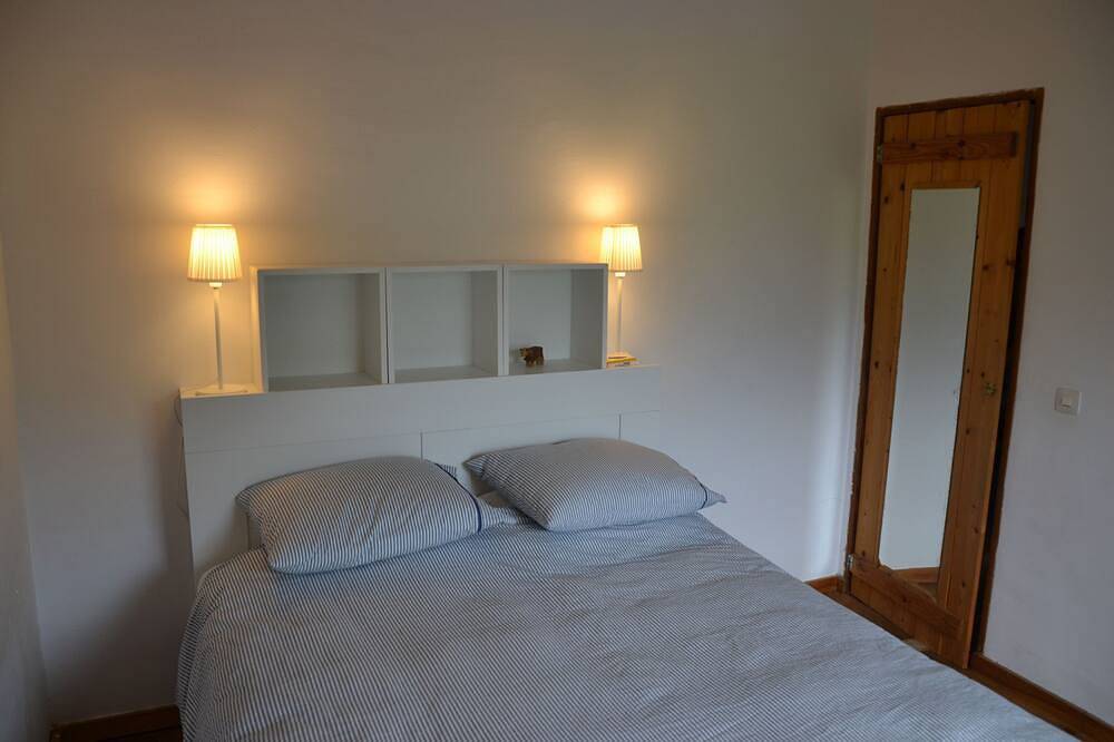 Hermosa Finca,  Piscina,Entre Los Arboles De Naranjas Y Otras Especies in L'Horta, Sóller