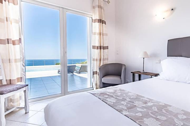 Villa di Grande Standing in Corsica con Vista Imprenable sul Mare in Sari-Solenzara, Sartène e dintorni