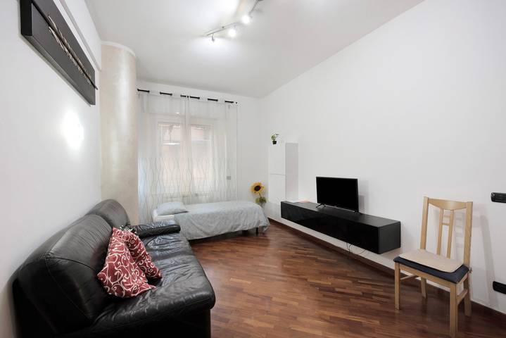 Geheel appartement, Appartement 'Leo Genova Aeroporto' met Wi-Fi in Genua (Stad), Genua