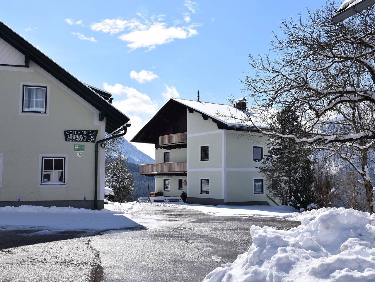 Ganze Ferienwohnung, Ferienhof Hochbrandt - "Pyhrgasblick"/1 Schlafraum/Dusche, Wc in Spital am Pyhrn, Kirchdorf an der Krems (Bezirk)