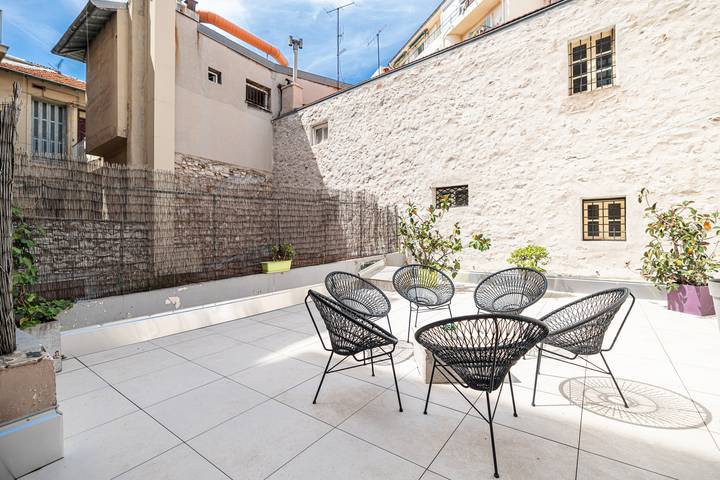 Gîte pour 5 personnes, avec jardin à Nice - 3