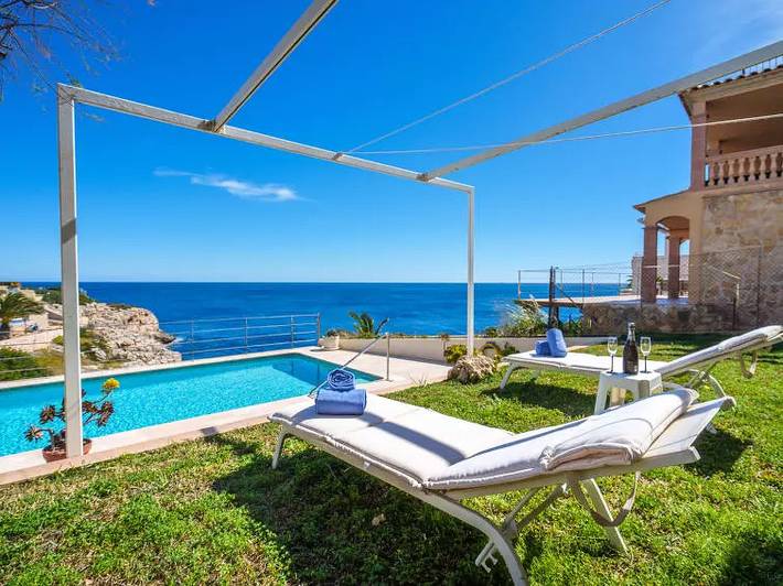Casa de vacaciones para 6 personas, con Balcón y Terraza además de Jardín y Piscina en Manacor