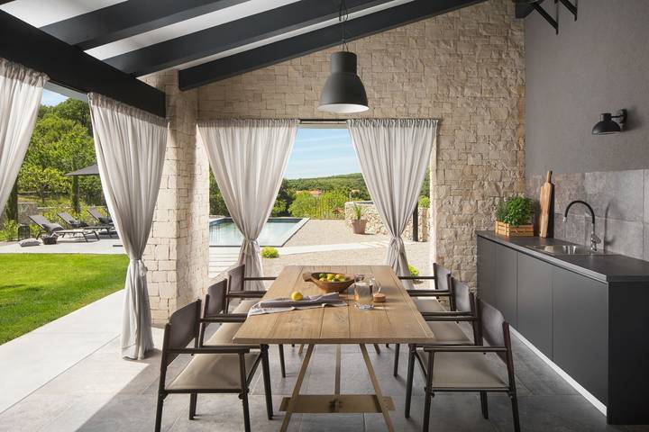 Villa Vizzani in Ripenda, Côte Est de l'Istrie