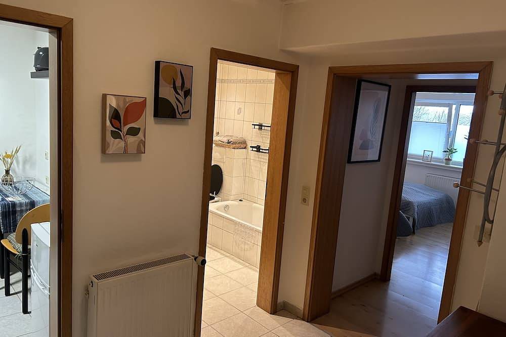 Ganze Wohnung, Quiet Apartment, Near Uni, Signal Iduna Park, Parking – Your Cozy Retreat in Hagen, Ruhrgebiet