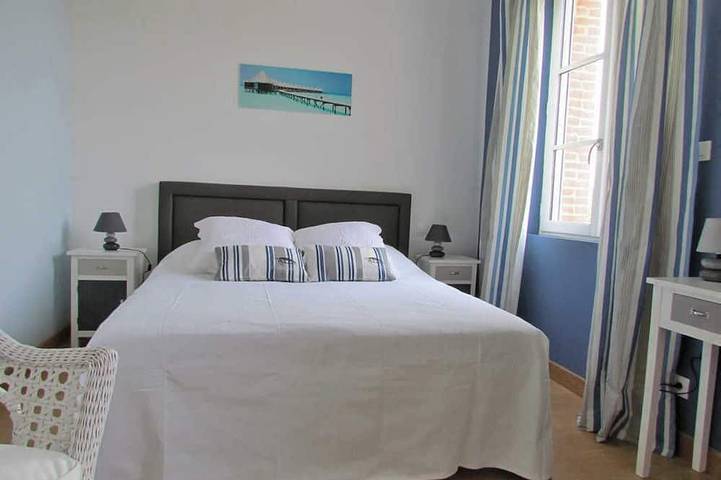 Location de vacances pour 15 personnes, avec terrasse et jardin à Ypreville-Biville - 2