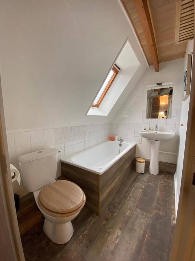 Appartement entier, La Maison Sévigné Appart Hôtel N7 Climatisé in Béthune, Région de Béthune