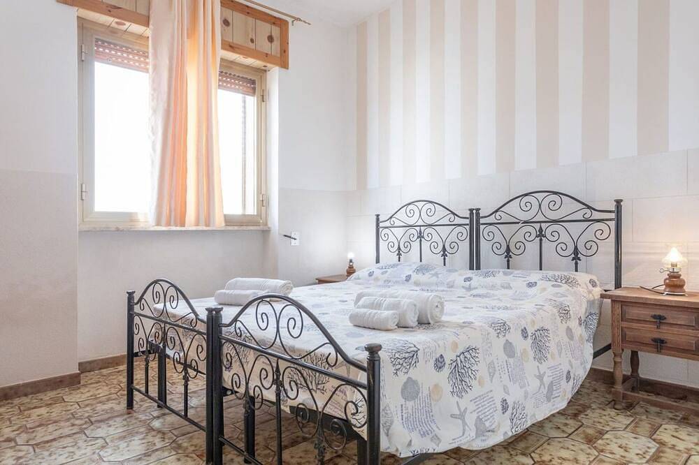 Apartamento entero, Precioso apartamento para 5 personas con A/C, patio y mascotas permitida in Torre Mozza (Salento), Golfo de Tarento