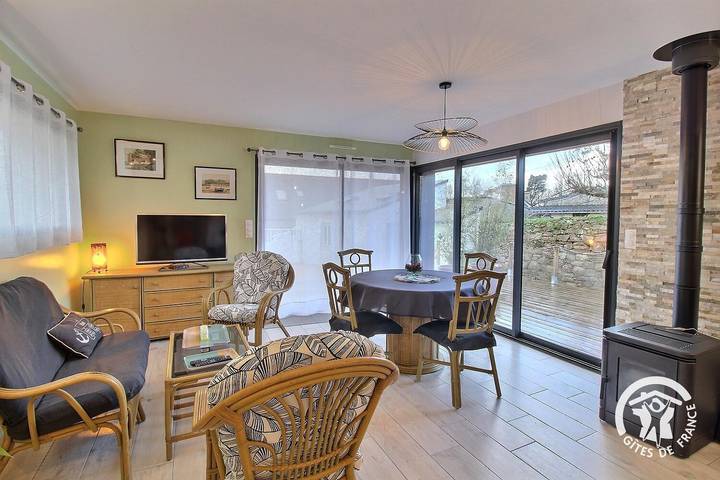 Gîte pour 4 personnes, avec Terrasse ainsi que Jardin et Vue dans Port Blanc (Penvénan) - 4