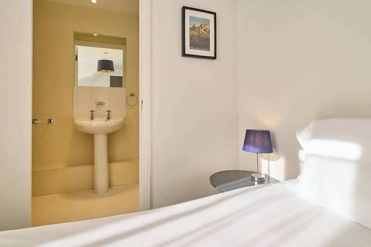 Entire apartment, Host & Stay | King's Corner in Kent