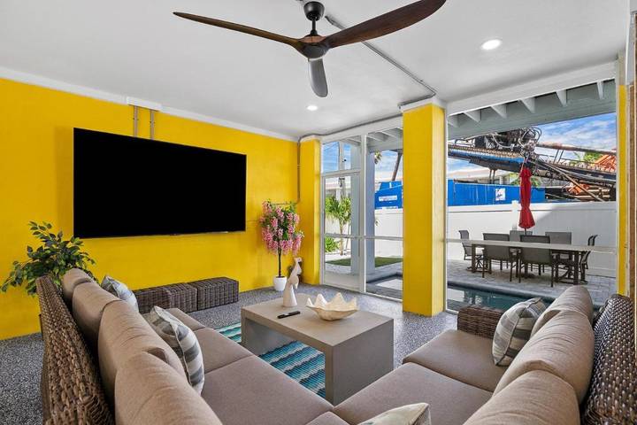 Vakantiehuis voor 18 personen, met zwembad en balkon op Anna Maria Island