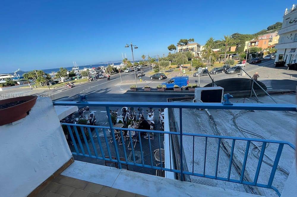 Appartamento intero, Casetta vacanze al Capitello, il posto ideale per il tuo relax al mare . in Lacco Ameno, Ischia