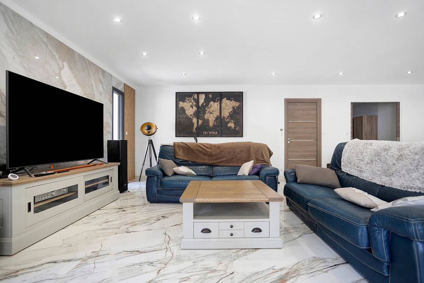 Casa de vacaciones «Villa en el campo con piscina» con piscina privada, Wi-Fi y aire acondicionado in Beleymas, Périgord Pourpre