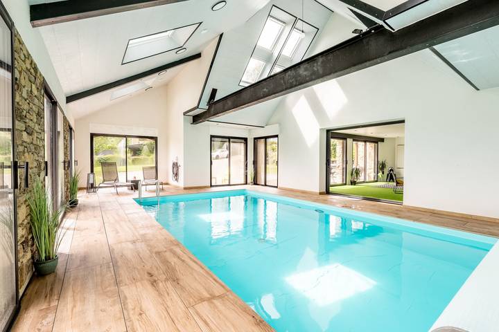 Villa for 12 people, with Garden in France