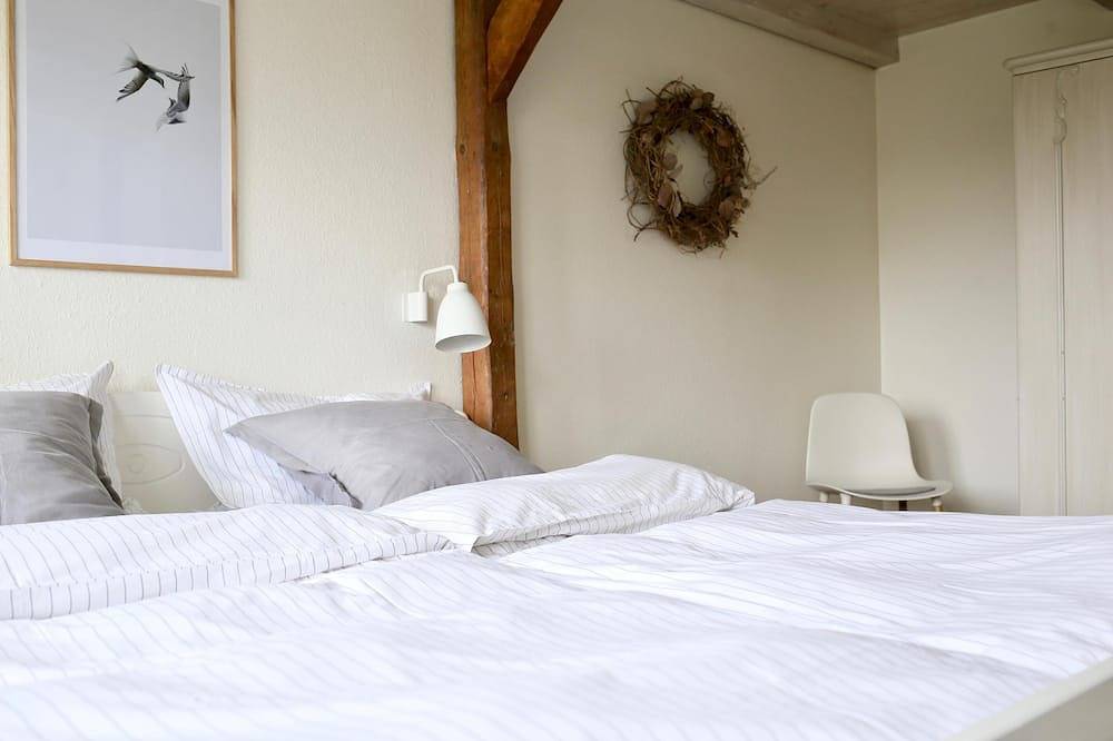 Ganze Wohnung, 4-Sterne-Ferienwohnung \"Lüttmoor\" im Landhausstil mit Wohlfühlcharakter in Reußenköge, Nordfriesland