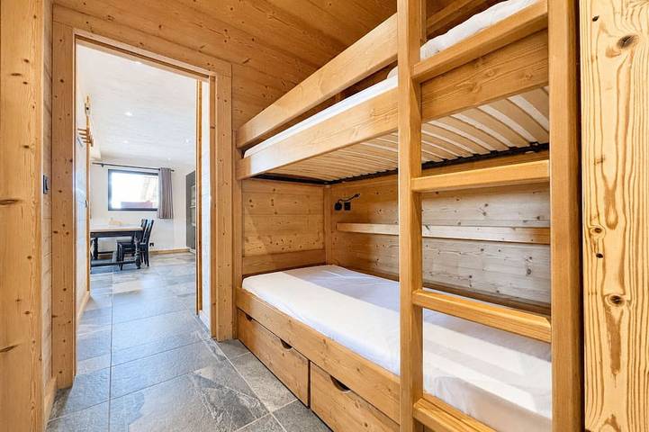 Appartement entier, Appartement charmant avec grande terrasse et parking in Notre-Dame-de-Bellecombe, Région d'Albertville