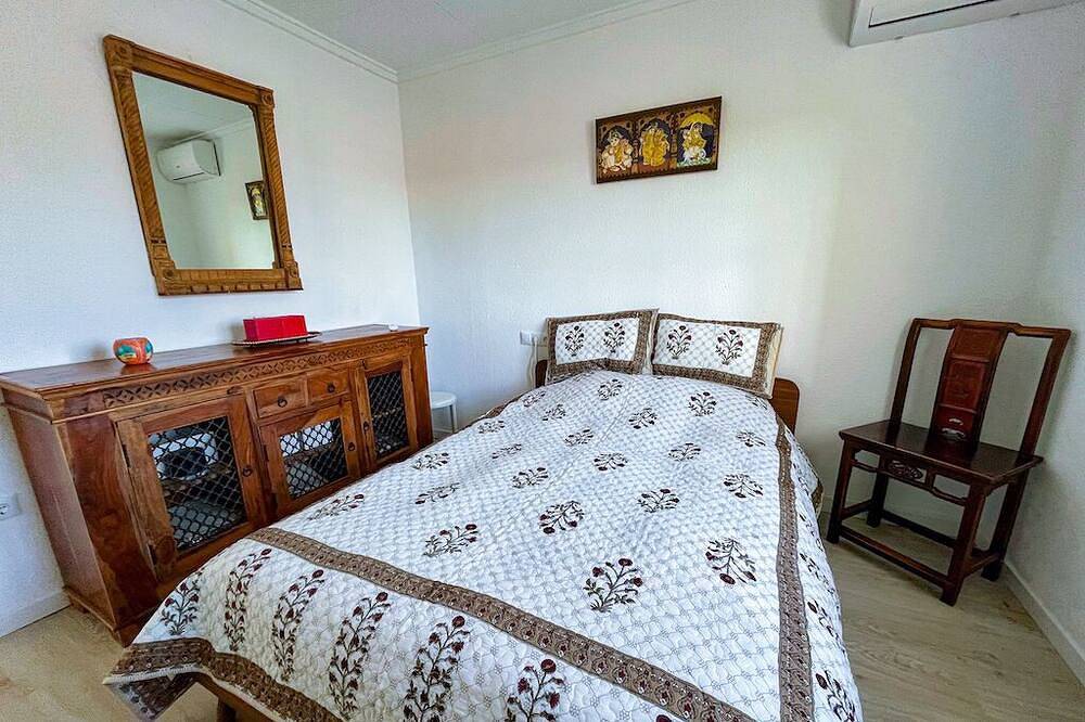 10 minutes to the beach! Double room with garden view in quiet B&B Costa Blanca in San Fulgencio, Costa Blanca