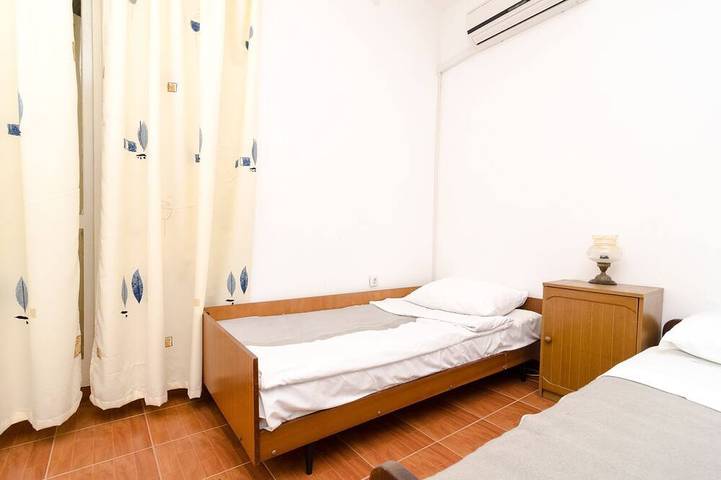 Guest House Kiko - Vierbettzimmer in Pomena, Mljet