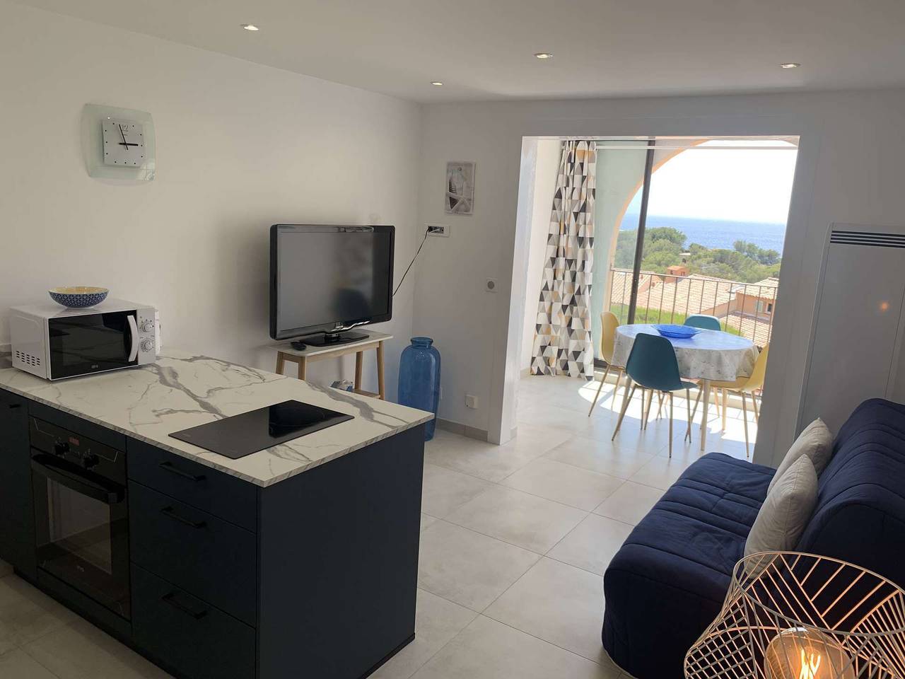 Ganze Ferienwohnung, Ferienwohnung für 4 Personen mit Pool in Saint-Mandrier-sur-Mer, Toulon Region