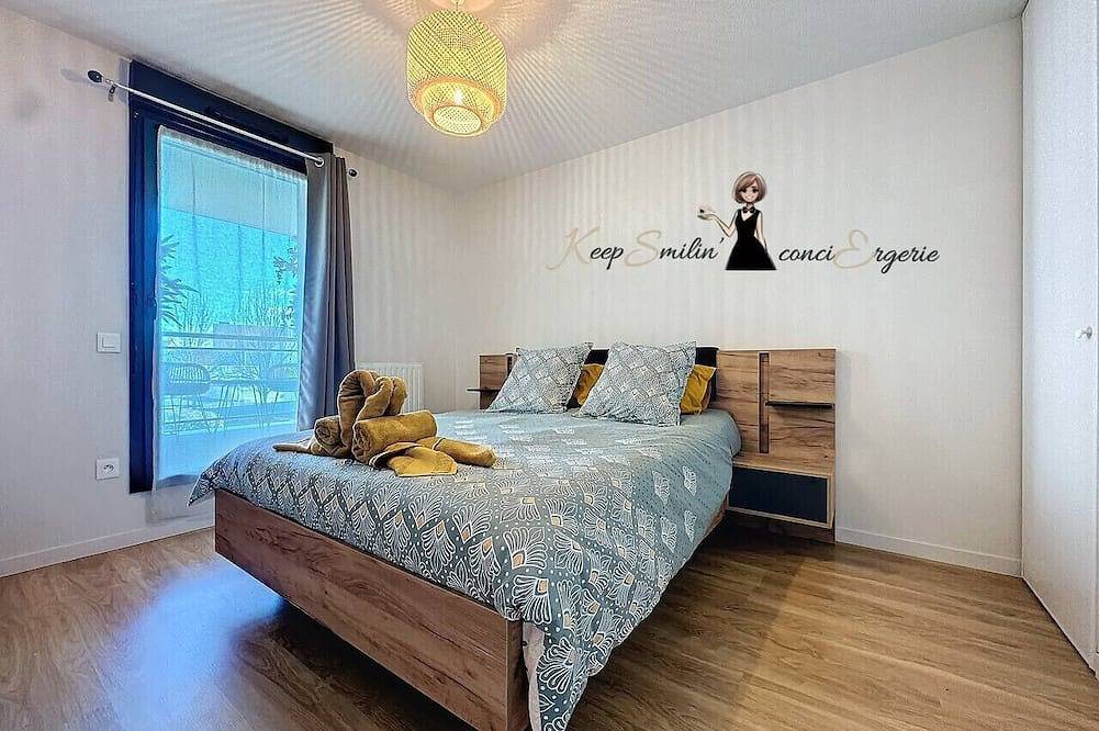 Appartement entier, Spacieux T4 avec Terrasses à 5 minutes de Pau in Lons, Béarn
