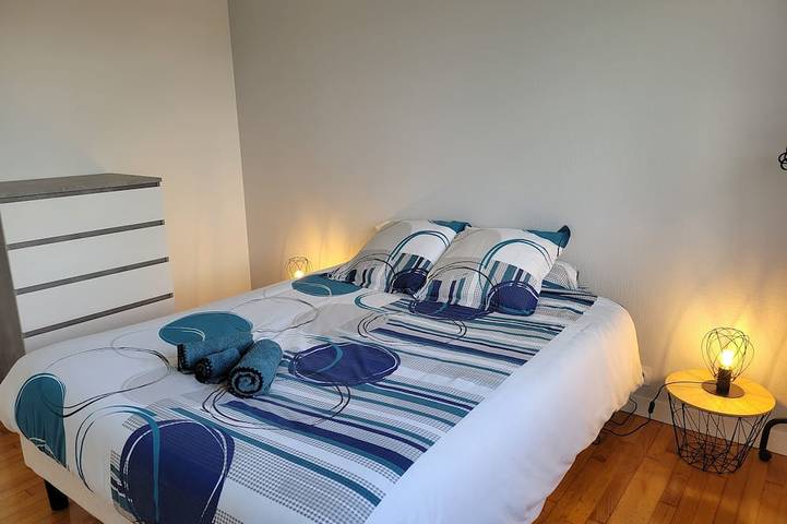 Location de vacances pour 7 personnes, avec terrasse et jardin dans Plage Penhors Pouldreuzic - 2