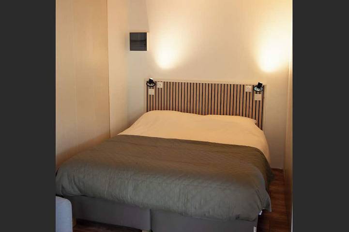 Gîte pour 3 personnes, avec terrasse ainsi que jacuzzi et jardin à Lévignacq - 2