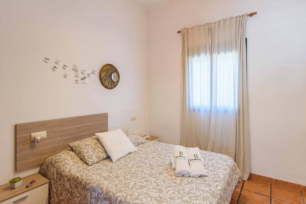 Casa Cerrito Prado del Rey by Ruralidays in Prado del Rey, Pueblos Blancos