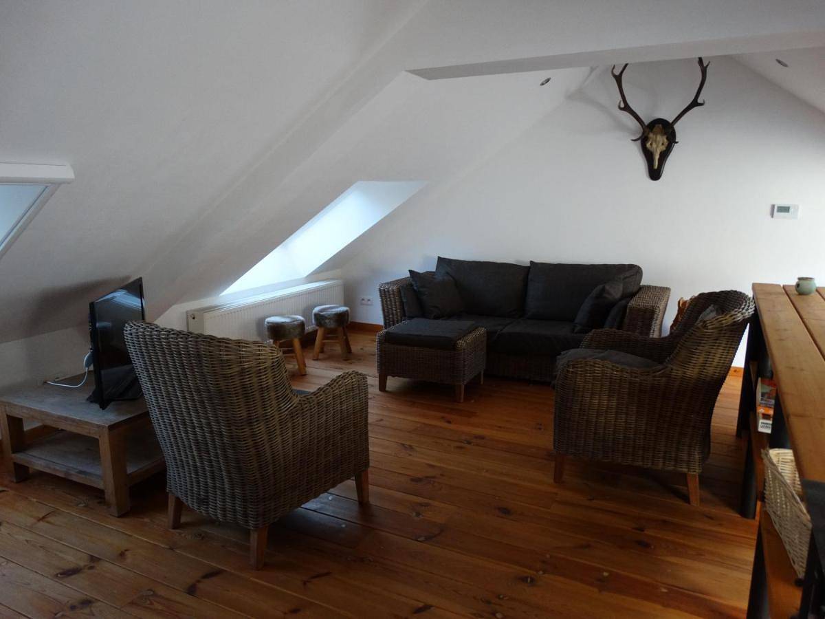 Appartement entier, Au logis de Cadichon in Saint-Hubert, Région de Neufchâteau