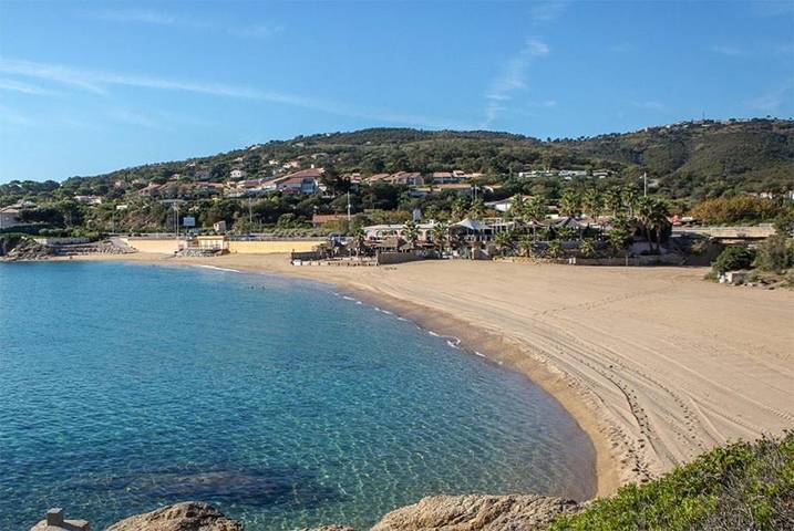 Maison d’hôte pour 6 personnes, avec piscine ainsi que jardin et vue à Roquebrune-sur-Argens - 2