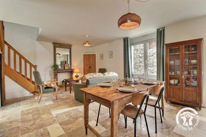Gîte for 4 people, with garden - 1