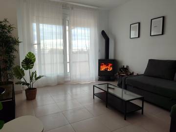 Gîte pour 10 personnes, avec terrasse et vue sur l’océan, animaux acceptés à L'Ametlla de Mar