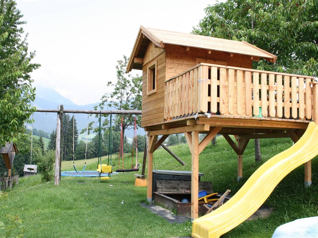 Lovely Chalet in Maria Alm with Terrace in Maria Alm am Steinernen Meer, Maria Alm