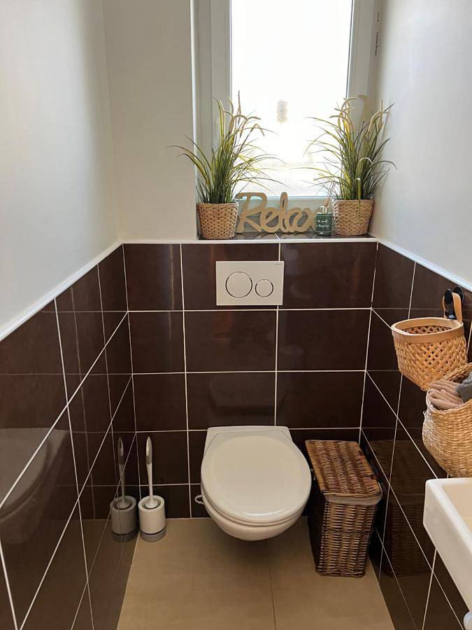 Location de vacances pour 8 personnes, avec piscine ainsi que terrasse et vue à Saint-Genis-Pouilly - 4