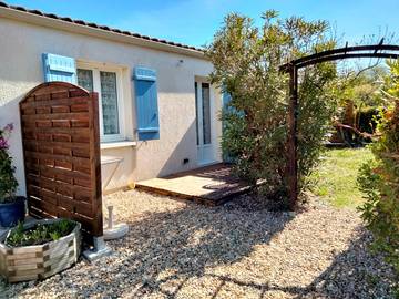 Chambre d’hôte pour 2 personnes, avec jardin en Charente-Maritime