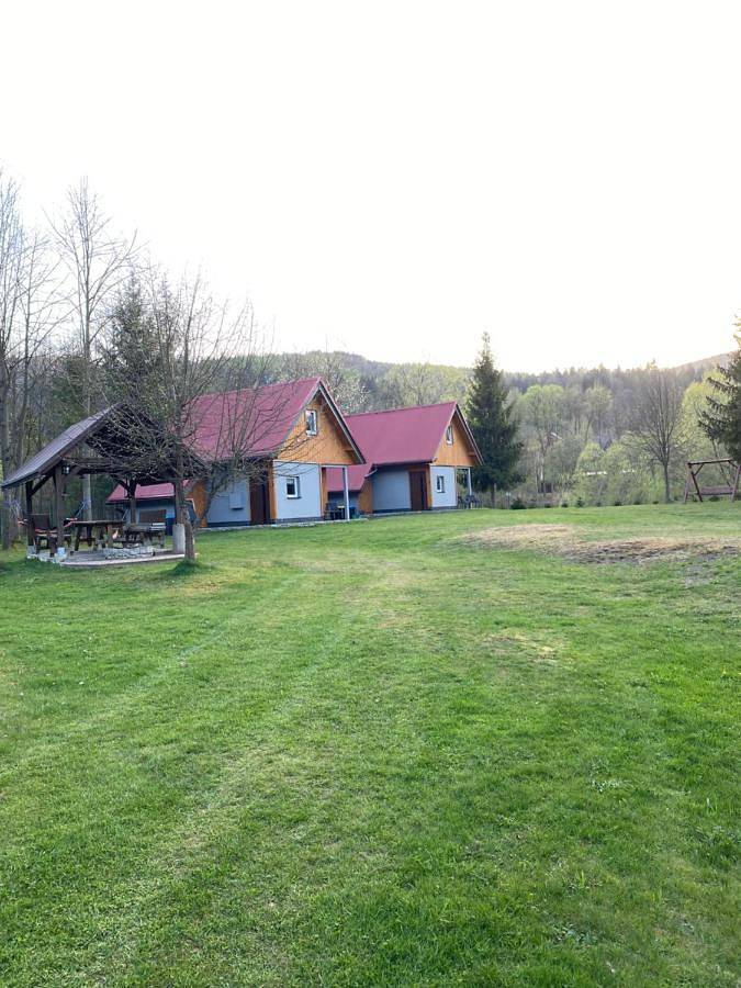 Domek letniskowy dla 6 osób, z ogród i jacuzzi, zwierzęta dozwolone w Brenna