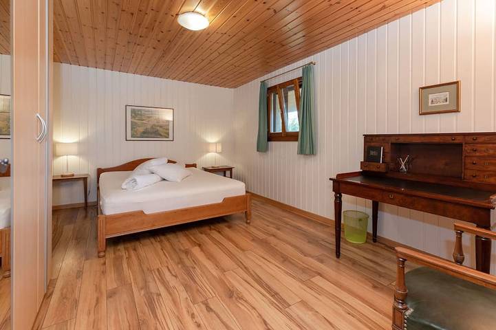 Entire apartment, Guesthouse la Molière ****, New ! 3 bedrooms, big terrasse and privat garden in Estavayer, Lake Murten & Estavayer-le-Lac Region