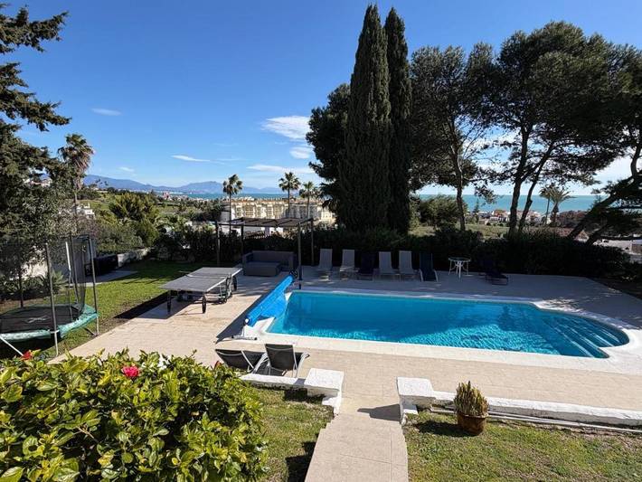 Casa rural para 12 personas, con vistas además de piscina y jardín, Se admiten mascotas en Manilva - 2