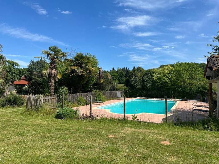 Location de vacances pour 6 personnes, avec piscine à Mauzac-et-Grand-Castang