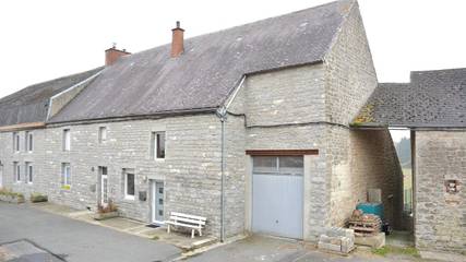 Gîte pour 8 personnes, avec jardin et terrasse à Couvin