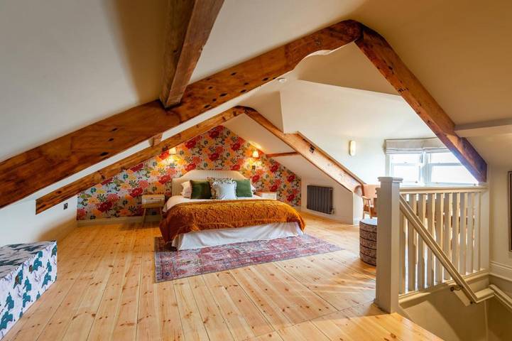 Hotel for 2 people, with garden and view - 1