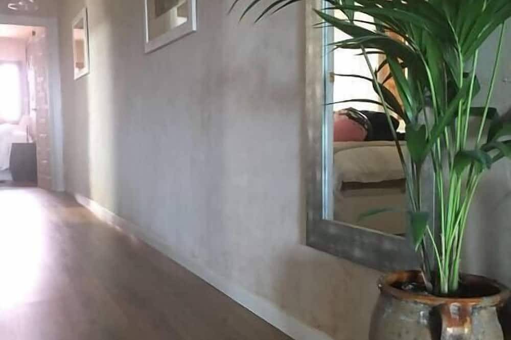 Entire apartment, Luxury Danna Plaza Mayor in Cuenca, Cuenca Province