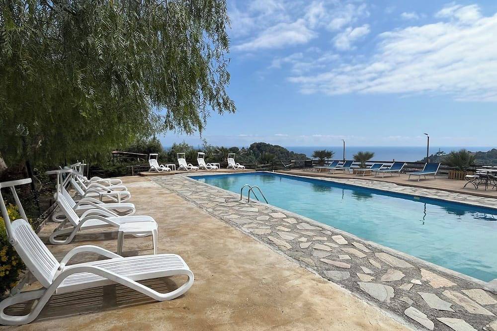 Le Terrazze del Geco Bungalow A in San Lorenzo al Mare, Riviera di Ponente