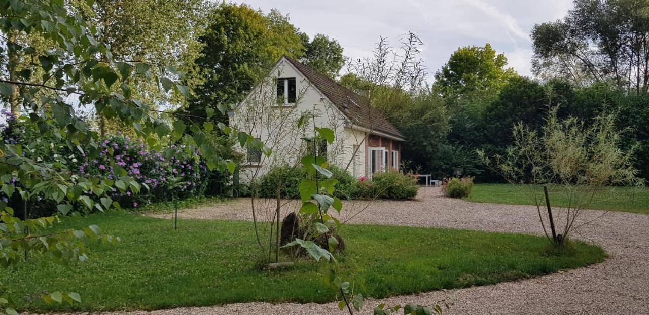 Two-Bedroom House in Liancourt-Saint-Pierre, Oise