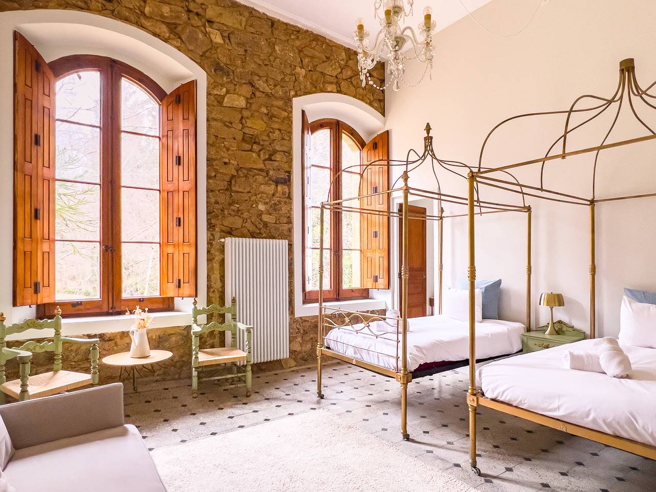 Reserva un retiro en un castillo en plena naturaleza, cerca de Barcelona, Cataluña, España in San Hilario Sacalm, Provincia de Gerona